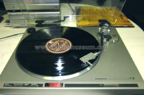 Stereo Turntable PL-200; Pioneer Corporation; (ID = 1651041) R-Player