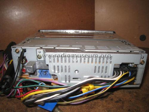 Car Radio - CD Player DEH-P4000R-B; Pioneer Corporation; (ID = 2108796) Autoradio