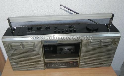 Portable Stereo Radio Cassette SK-303L; Pioneer Corporation; (ID = 1341469) Radio