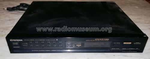 FM/AM Digital Synthesizer Tuner F-X430; Pioneer Corporation; (ID = 2102249) Radio