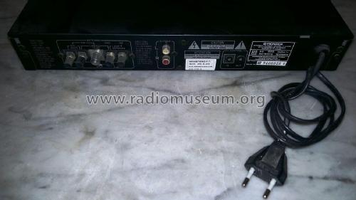 FM/AM Digital Synthesizer Tuner F-X430; Pioneer Corporation; (ID = 2102250) Radio