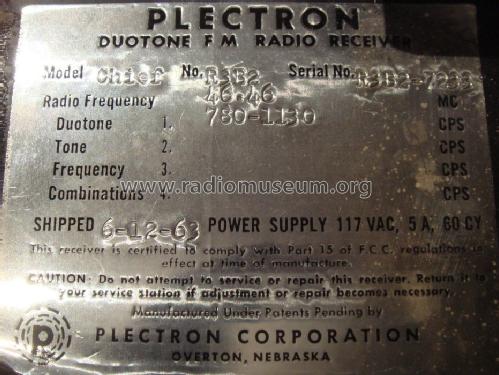 Duotone FM Radio Receiver Chief; Plectron Corporation (ID = 1641674) Commercial Re