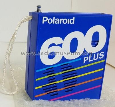 600 Plus ; Polaroid Corporation (ID = 2904820) Radio