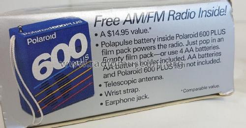 600 Plus ; Polaroid Corporation (ID = 2904824) Radio