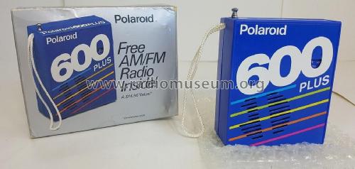 600 Plus ; Polaroid Corporation (ID = 2904825) Radio