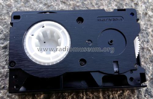 VHS-C Tape EC-45 XHQ; Polaroid Corporation (ID = 2858313) Diverses