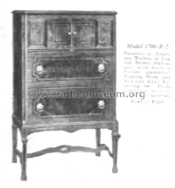 1700-R-2 ; Pooley Co.; (ID = 1439969) Cabinet