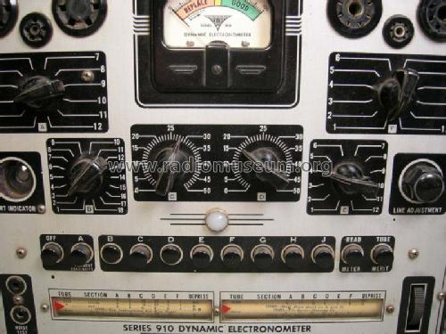 Electronamic Tube Tester / Dynamic Electronometer 910; Precision Apparatus (ID = 1174476) Equipment
