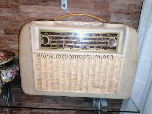 Cortina Transa de Luxe P17V; Prior Radiofabrikk A (ID = 2691880) Radio