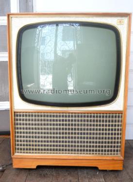 401A Ch= T18-3D; Pye Industries Ltd (ID = 2172296) Television