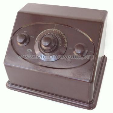 232; Pye Ltd., Radio (ID = 2507657) Radio