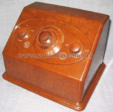 232; Pye Ltd., Radio (ID = 365388) Radio