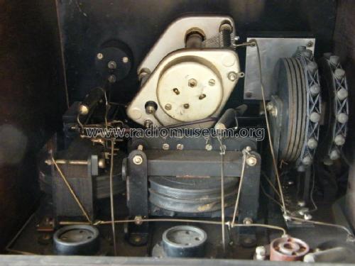 830; Pye Ltd., Radio (ID = 1513959) Radio