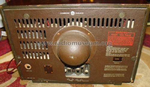 B18T ; Pye Ltd., Radio (ID = 1723027) Television