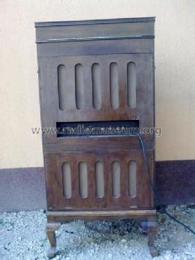 Console 350 with turntable 350; Pye Ltd., Radio (ID = 1736577) Radio
