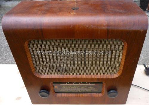 P43 ; Pye Ltd., Radio (ID = 2010357) Radio