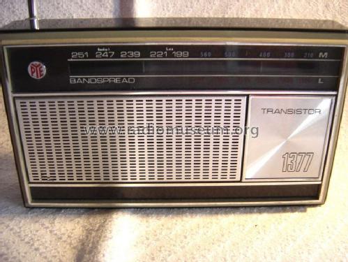 Transistor Portable 1377; Pye Ltd., Radio (ID = 1495918) Radio