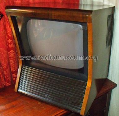 Luxury 17 VT17; Pye Ltd., Radio (ID = 1463807) Television