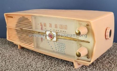 Pentette PZ105; Pye N.Z. Ltd.; Waihi (ID = 2806301) Radio