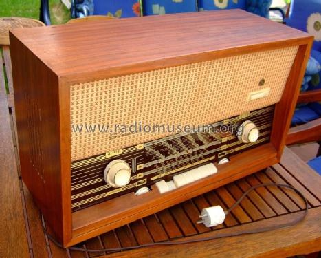 Simonetta - Stereo HiFi W3214G1; QUELLE GmbH (ID = 1848386) Radio