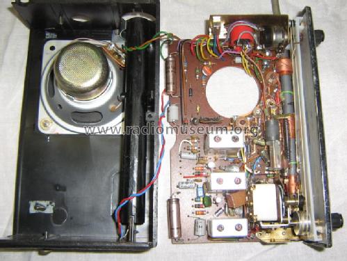 Universum Piccolo de Luxe Best. Nr. 09412 Ch= 902; QUELLE GmbH (ID = 579323) Radio