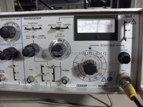 Synthesised Signal Generator 9081; Racal Engineering / (ID = 1649812) Equipment