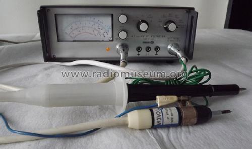 HT and HV VT Voltmeter TR-1408; Radelkis Ktsz.; (ID = 1433219) Equipment