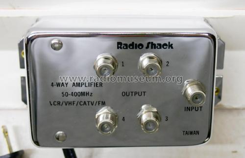 4-Way Distribution Amplifier 5A5 Cat. No. 15-1119; Radio Shack Tandy, (ID = 2754336) Misc
