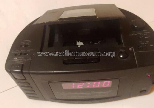 AM/FM Digital Clock Radio-Cassette Player Chronomatic-305 Cat.No. 12-1608; Radio Shack Tandy, (ID = 2909473) Radio