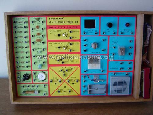 Electronic Project Kit 65 in 1; Radio Shack Tandy, (ID = 256485) Kit