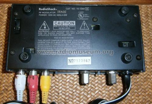 RF Modulator Cat. No. 15-1244; Radio Shack Tandy, (ID = 1750447) Commercial Tr