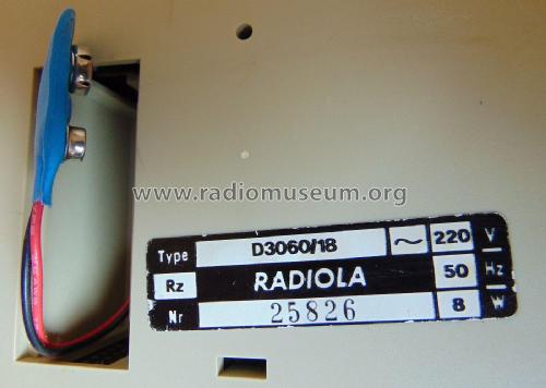 Electronic Clock Radio D3060 /18; Radiola marque (ID = 2765702) Radio