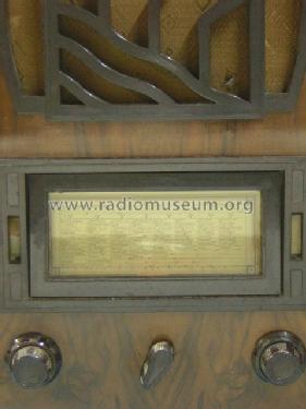 RA567U; Radiola marque (ID = 237411) Radio