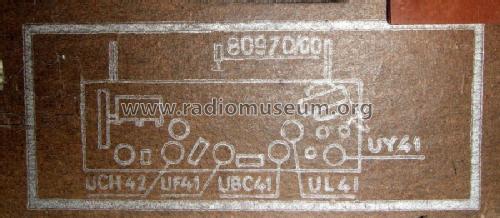 RA264U; Radiola marque (ID = 1178375) Radio