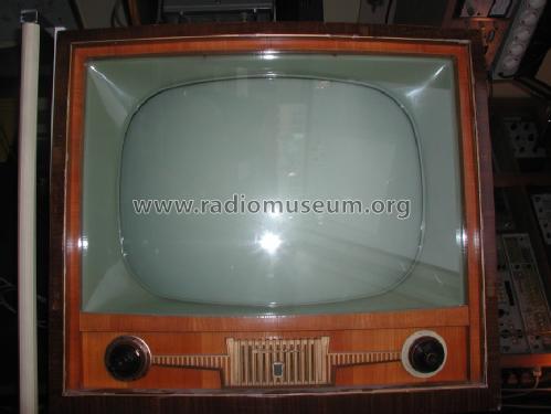 RT5467; Radiola marque (ID = 846877) Television