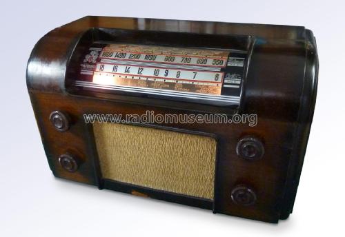 Vozbar ; Radiomanufacturas (ID = 2184264) Radio