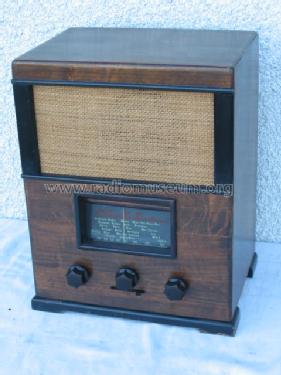 246GW; Radione RADIO (ID = 229878) Radio