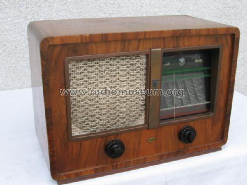 549U; Radione RADIO (ID = 240244) Radio