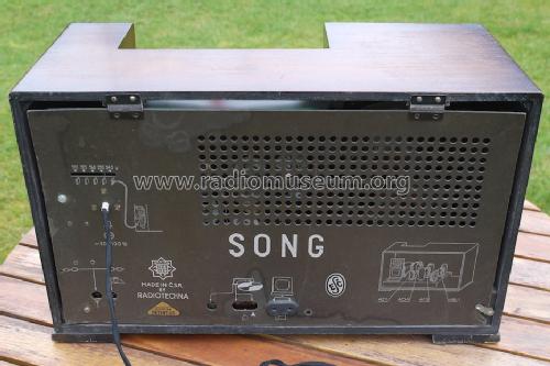 Song ; Radiotechna, spol. s (ID = 1597660) Radio
