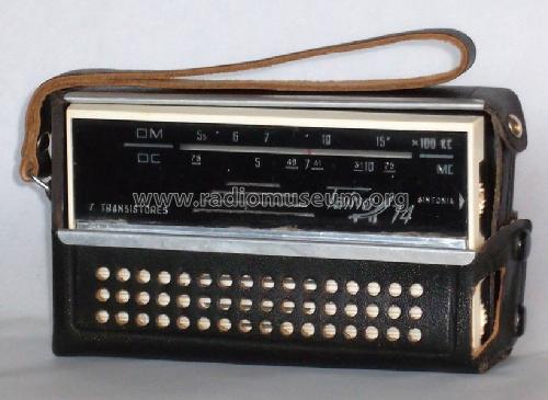 Taino 74 ; IEC, Industria (ID = 1272725) Radio