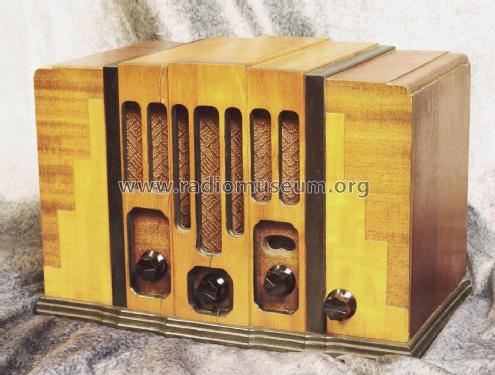 115 ; RCA RCA Victor Co. (ID = 2445196) Radio