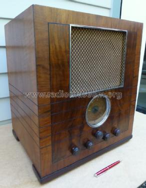 143 ; RCA RCA Victor Co. (ID = 2556226) Radio