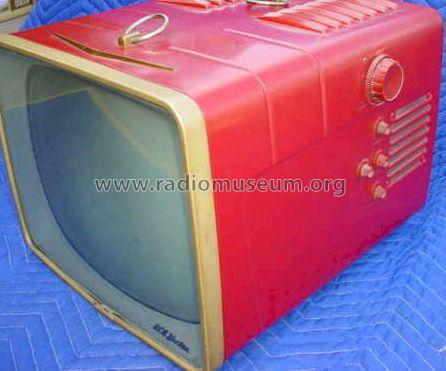 Portable Television 14-S-7070 G Ch= KCS102B; RCA RCA Victor Co. (ID = 664998) Televisión