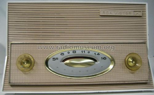 1-X-3KE 'The Crestflair' Ch= RC-1202B; RCA RCA Victor Co. (ID = 1046544) Radio