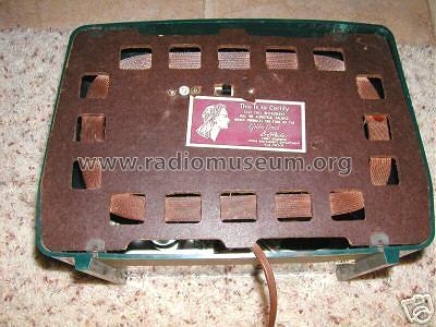 1X53 Ch= RC 1104C; RCA RCA Victor Co. (ID = 235078) Radio