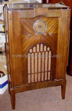 221 ; RCA RCA Victor Co. (ID = 306245) Radio