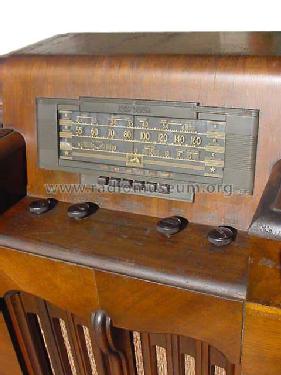 29K2 Ch= RC-570C; RCA RCA Victor Co. (ID = 284600) Radio