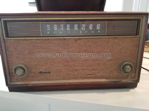 2US7 Ch= RC-1017A; RCA RCA Victor Co. (ID = 2695067) Radio