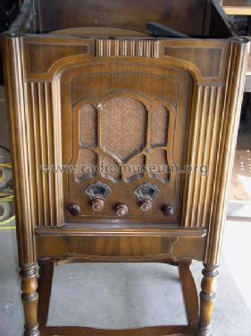 310 Duo; RCA RCA Victor Co. (ID = 1181119) Radio