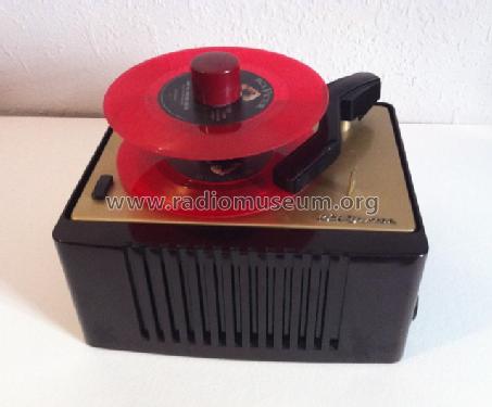 45-EY-2 Ch= RS-138A; RCA RCA Victor Co. (ID = 1193556) R-Player